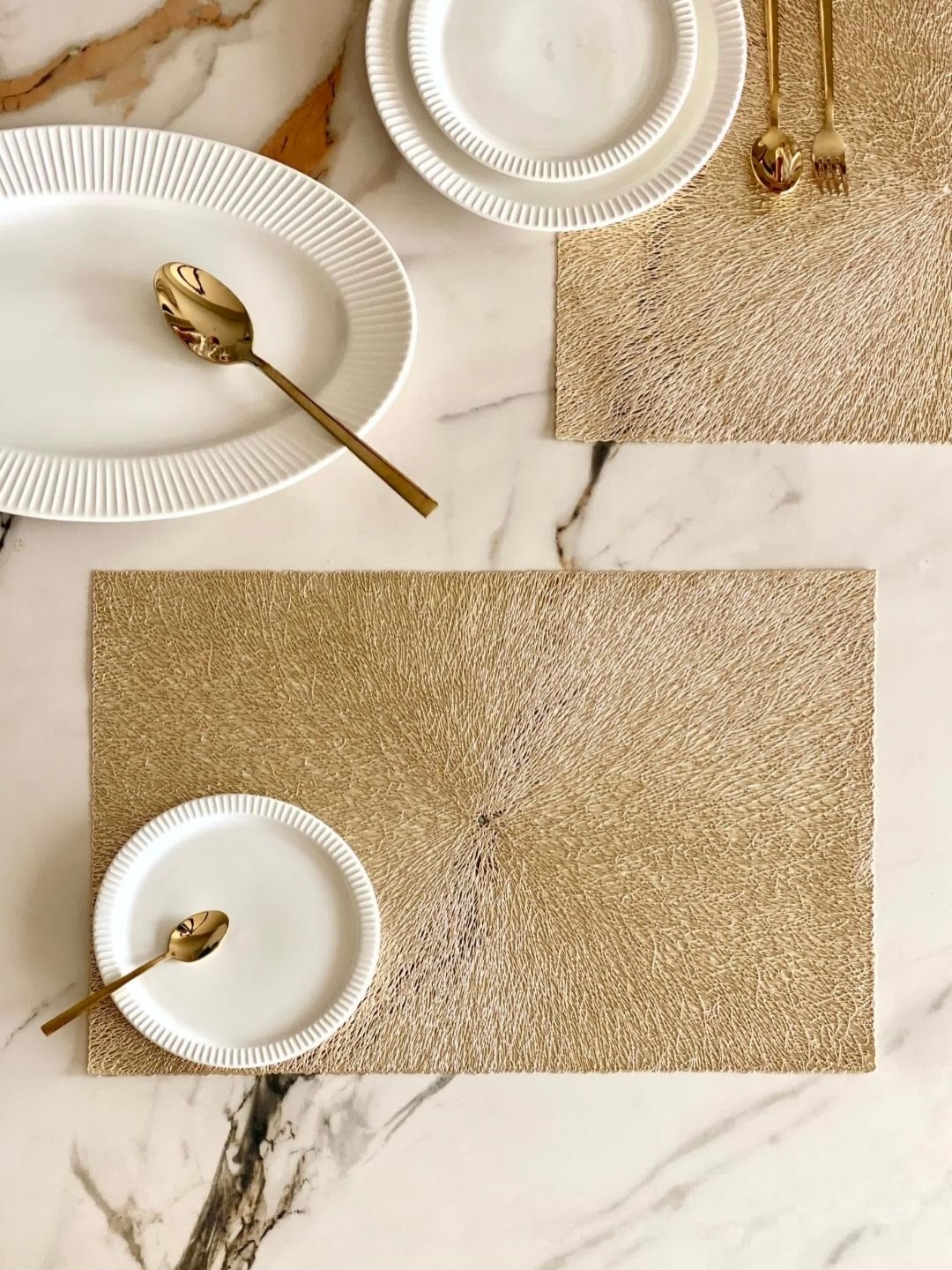 

Mason Home Mystical Gold-Toned 6 Pieces Textured Rectangular Table Placemats