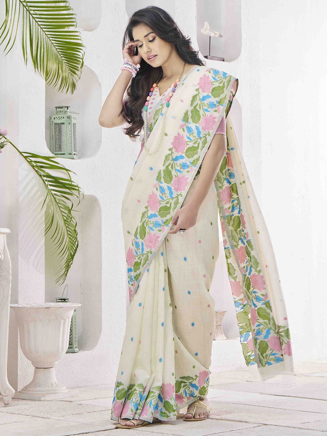 

Blissta Woven Design Linen Blend Saree, Off white