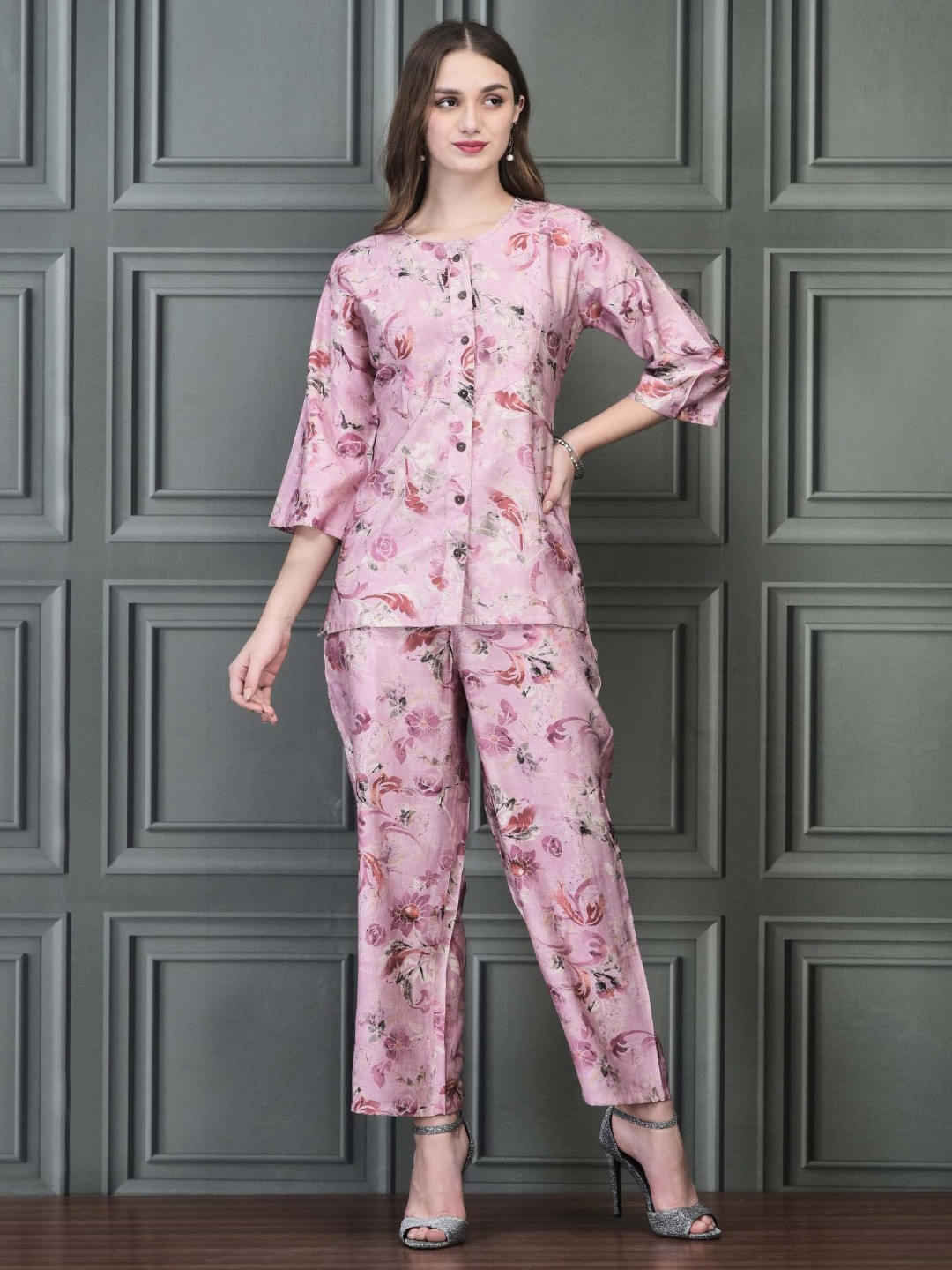 

Shree Floral Printed Round Neck Shirt With Trouser, Pink