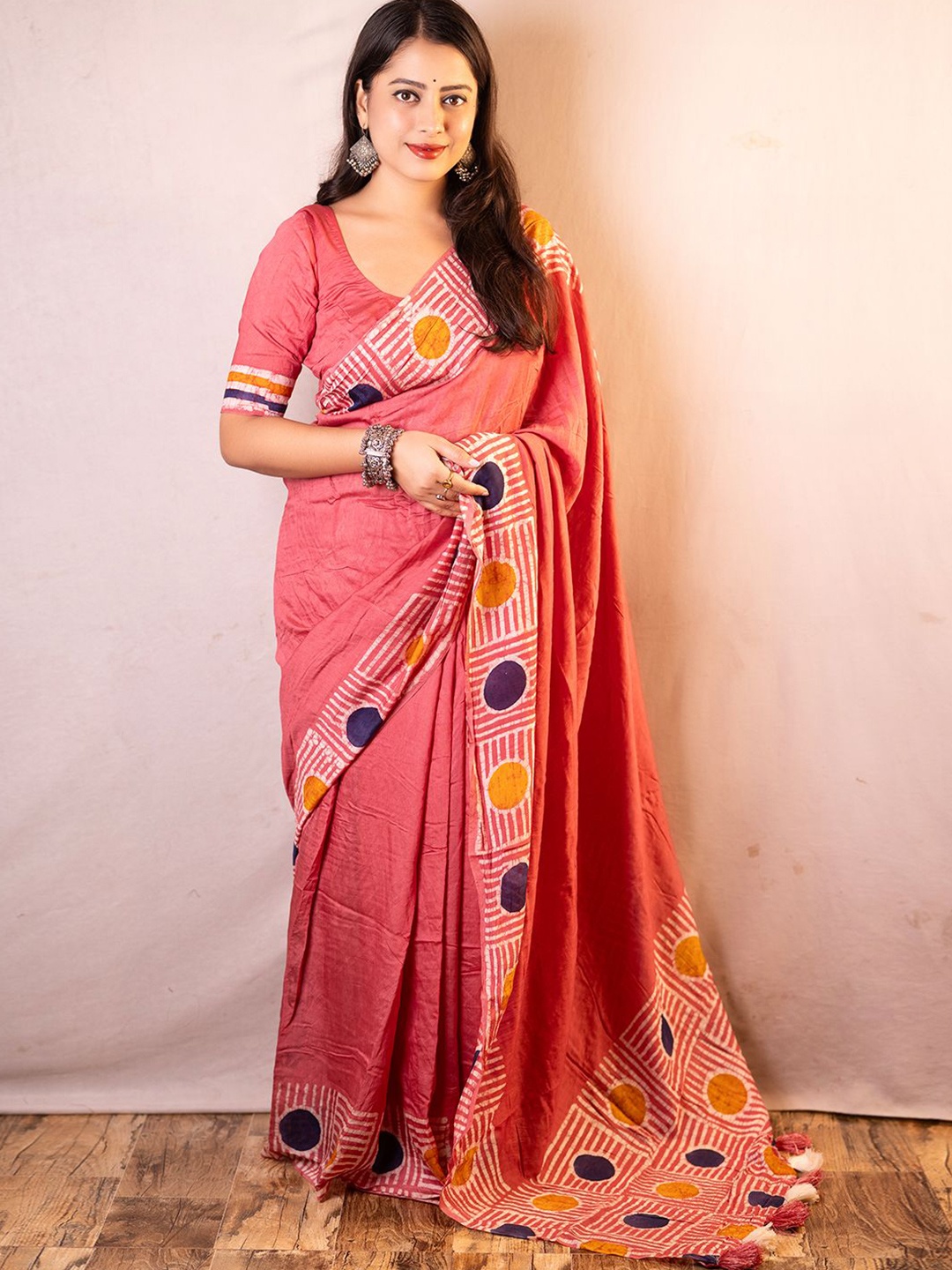 

DIVASTRI Colourblocked Designer Chanderi Saree, Pink