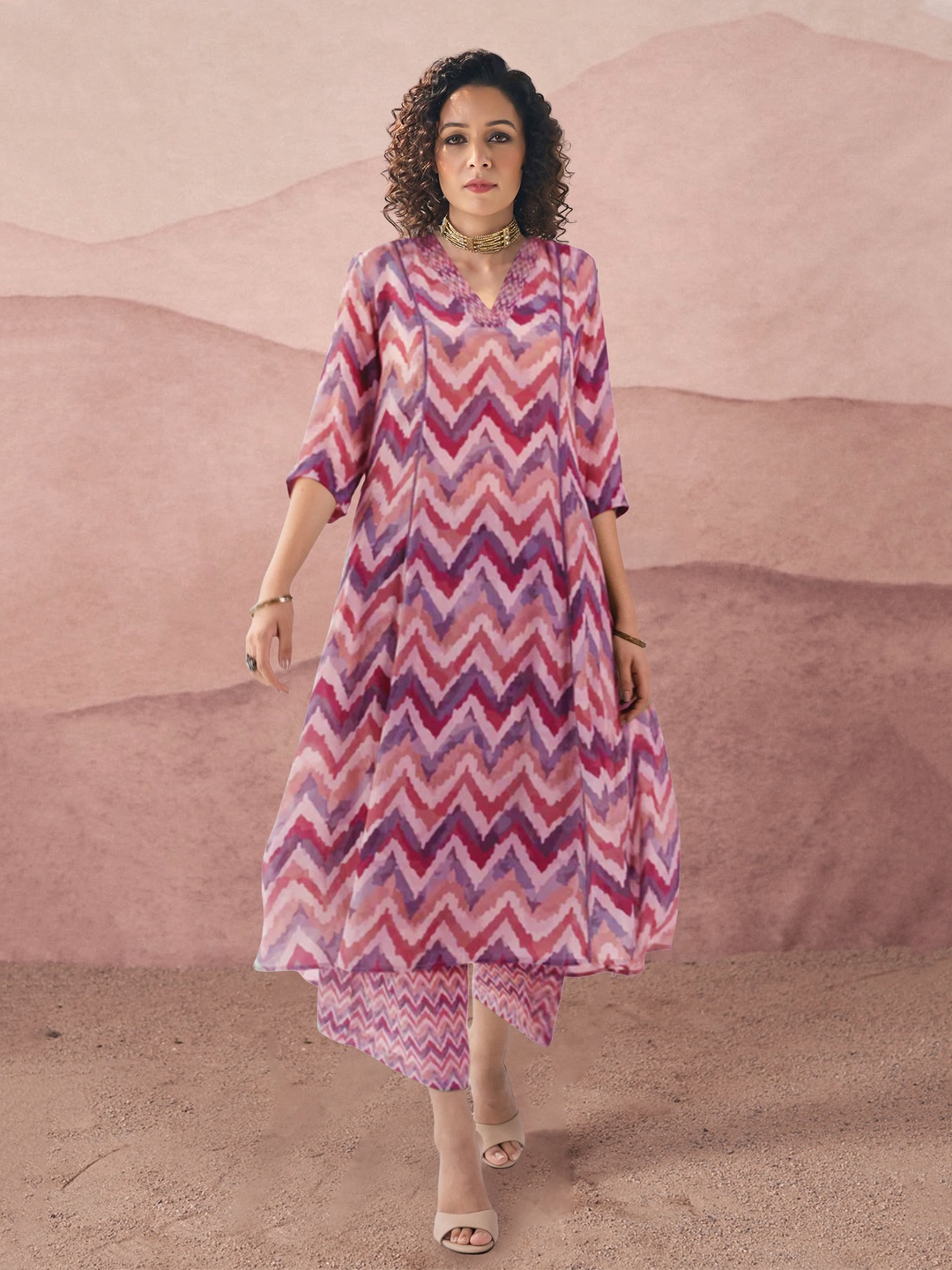 

BAESD Women Regular Kurta with Palazzos, Peach