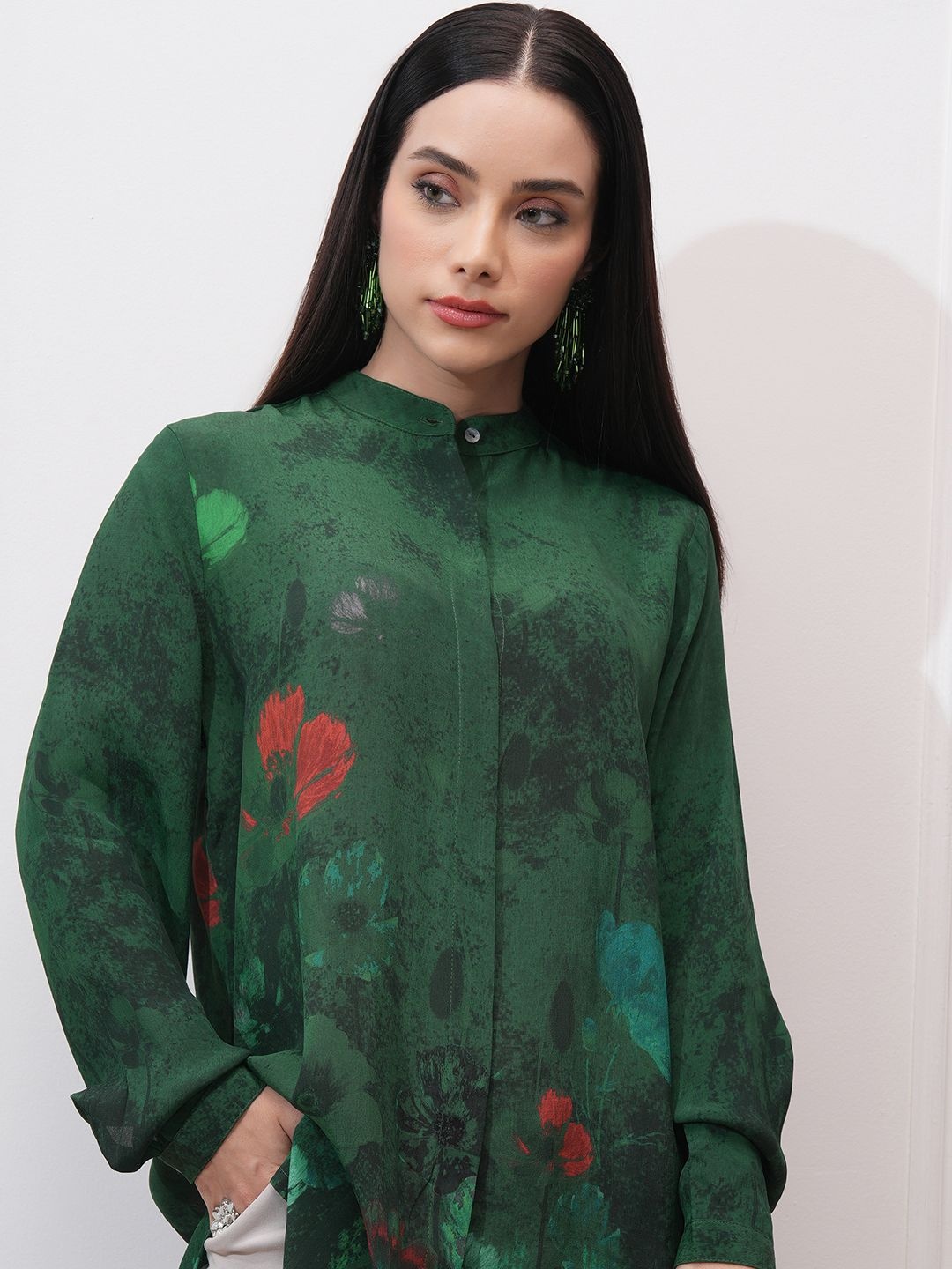 

Vishudh Women Floral Opaque Printed Casual Shirt, Green