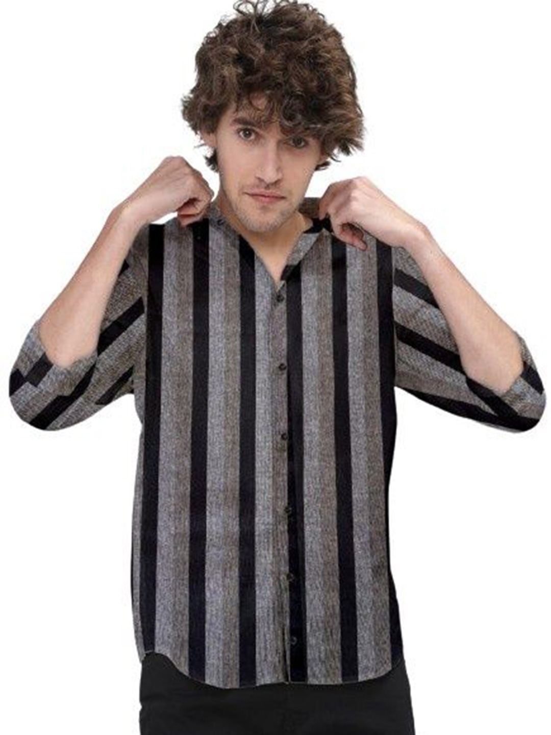

ISUEL FAB Men Opaque Printed Casual Shirt, Black