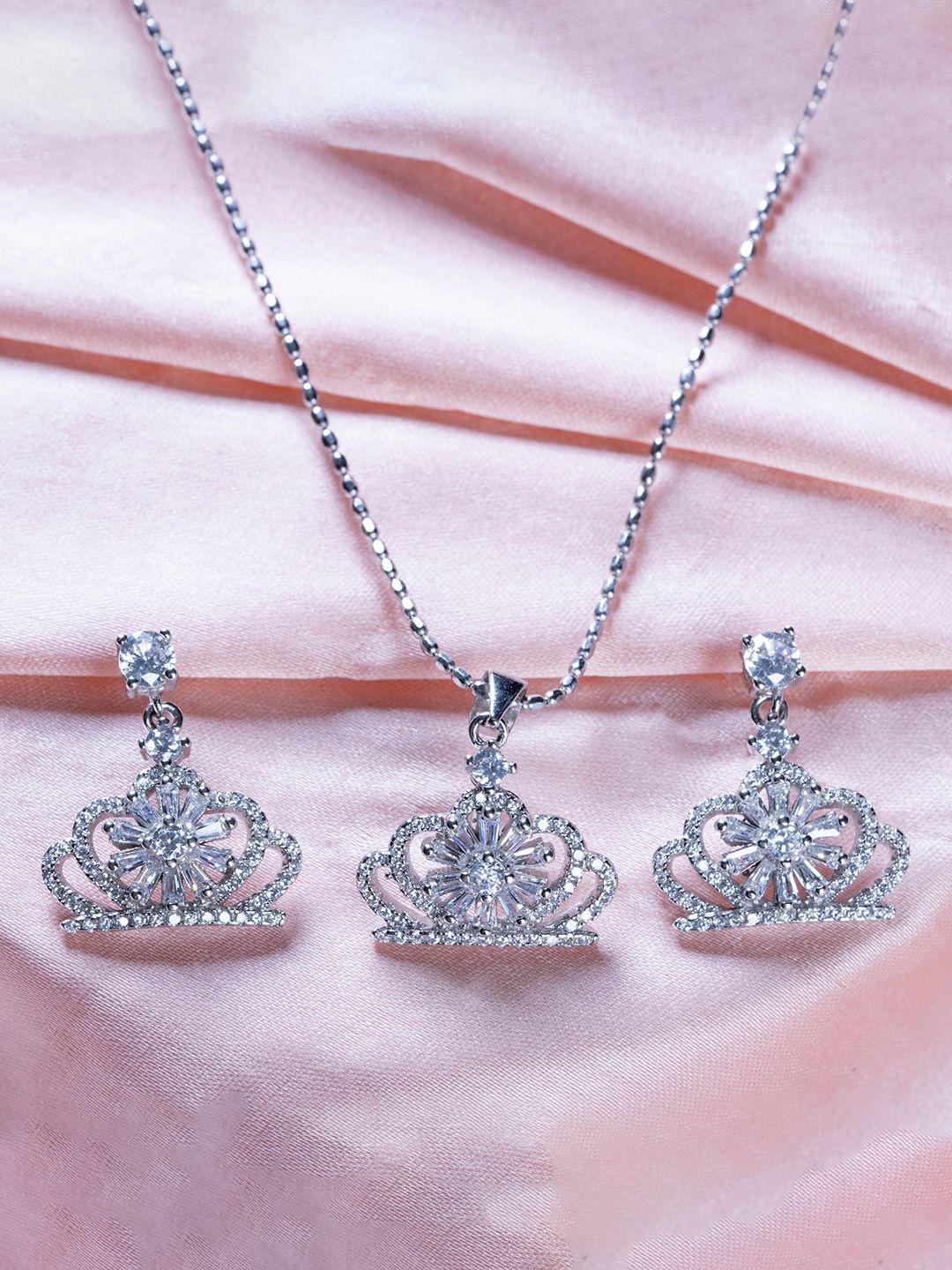 

TOUCH925 92.5 Pure Silver Cubic Zirconia-Studded Pendant Set