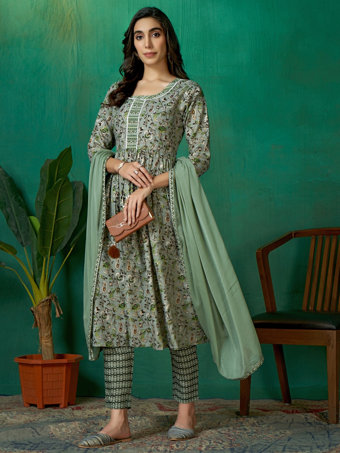 

Sangria Pure Cotton Printed Anarkali Kurta Pant Dupatta Set, Sea green