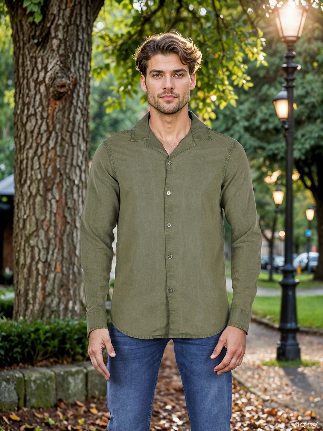 

Celio Men Classic Opaque Casual Shirt, Olive