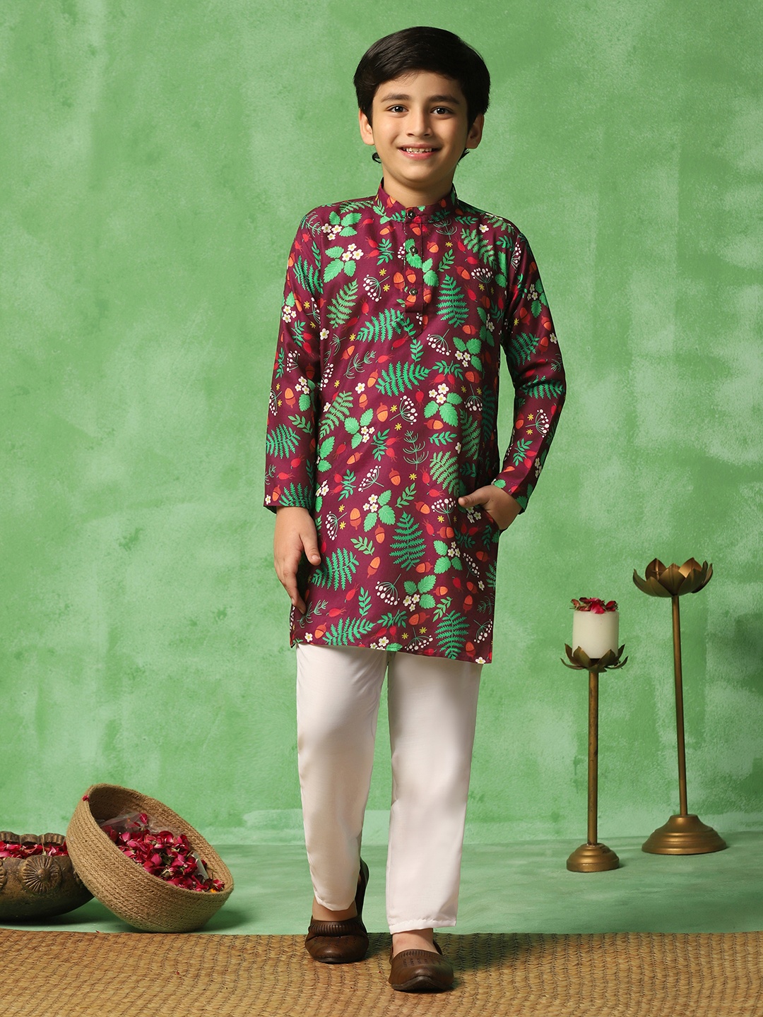 

FASHION DREAM Boys Floral Printed Regular Kurta with Trousers, Brown