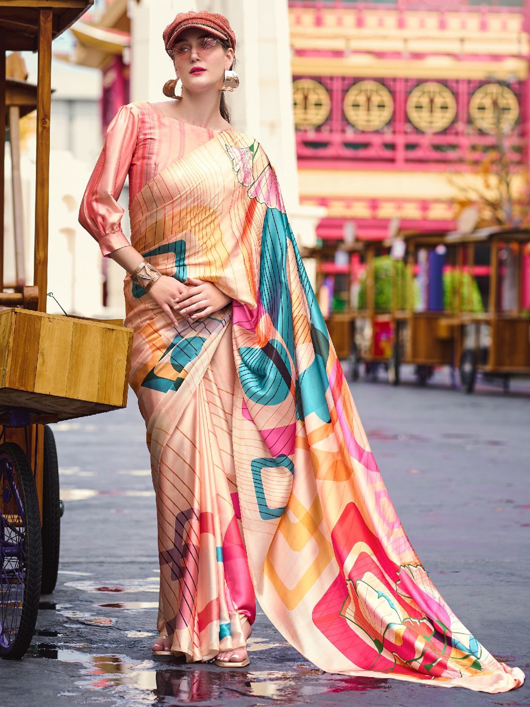 

DIVASTRI Satin Designer Saree, Peach