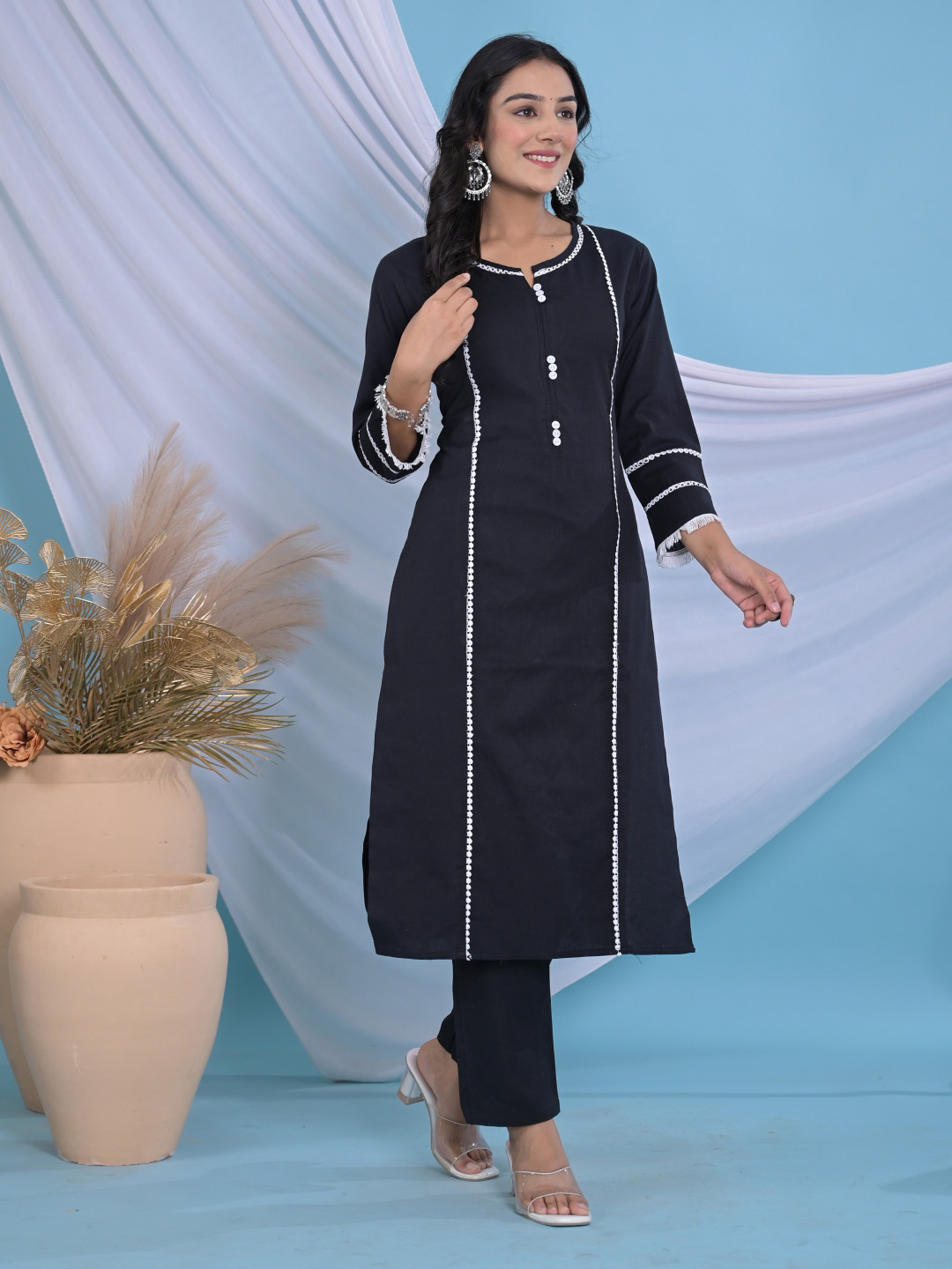 

Sindh Fashion Women Regular Gotta Patti Kurta with Trousers, Black