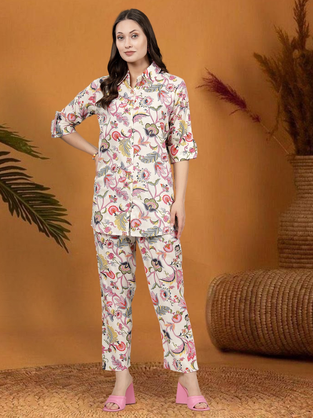 

Moda Rapido Printed Shirt With Trousers, Beige