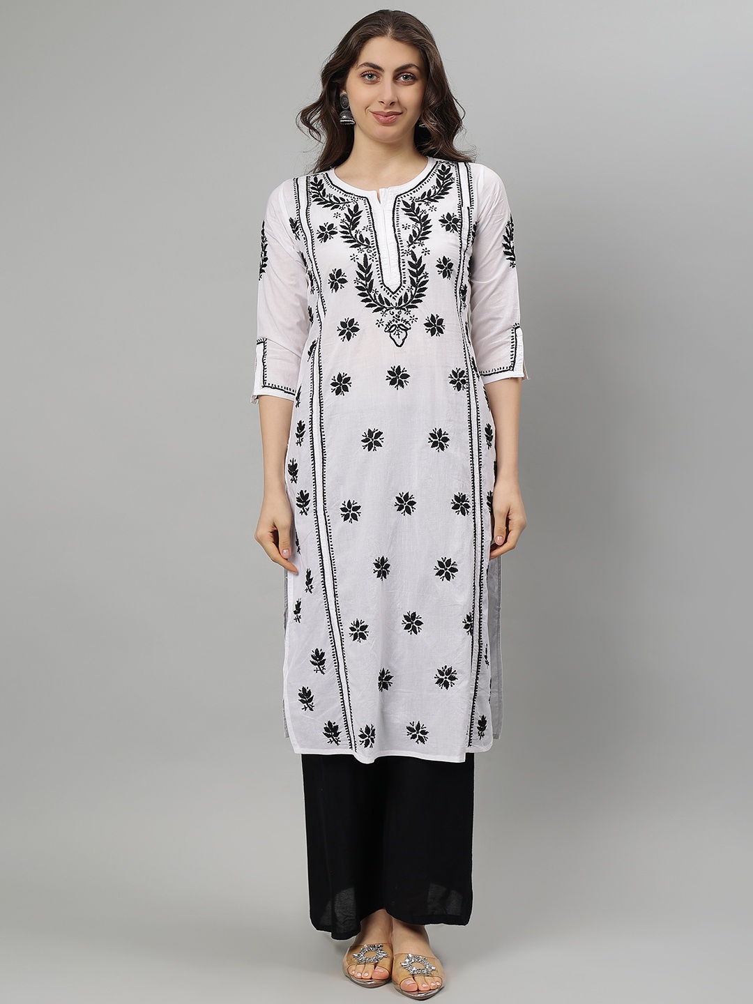 

Seva Chikan Floral Chikankari Notch Neck Straight Kurta, White