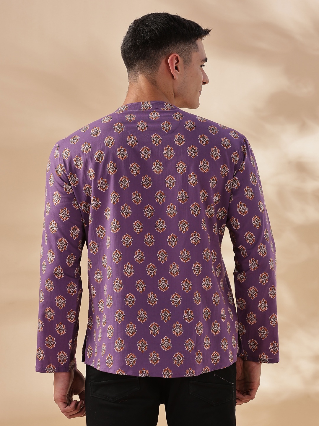 

Anouk Ethnic Motifs Printed Mandarin Collar Cotton Short Kurta, Violet