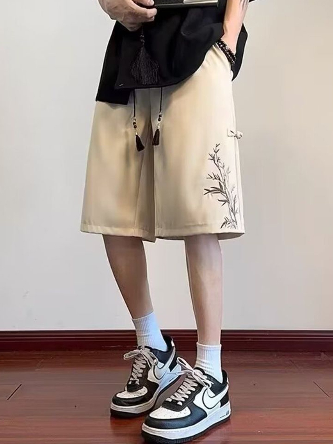 

HERE&NOW Men Loose Fit Shorts, Cream