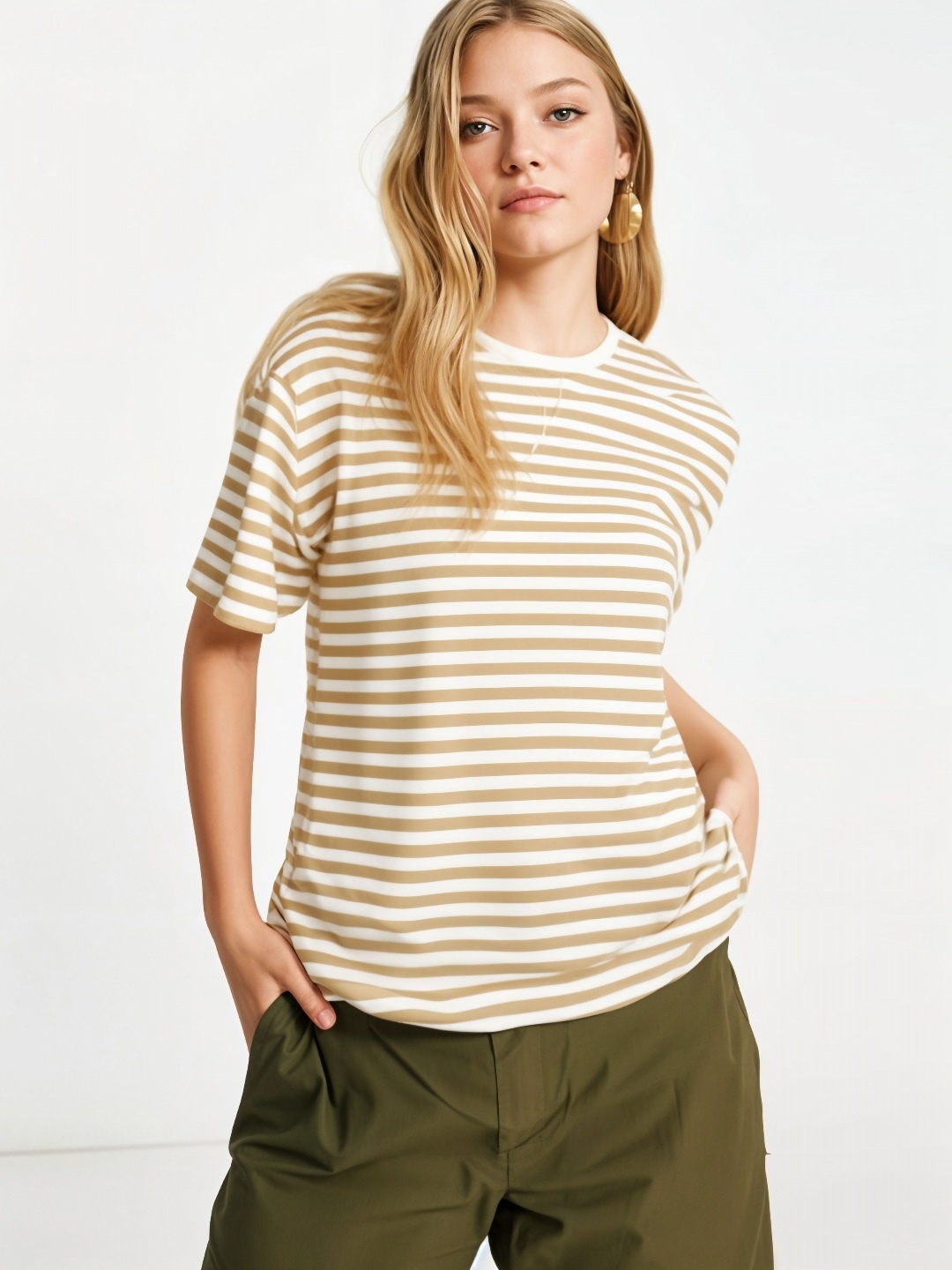 

DressBerry Women Oversized Striped T-Shirt, Tan