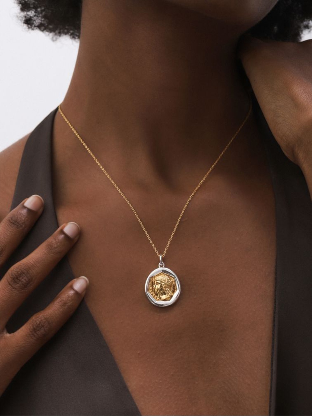 

HOUSE OF SEVEN Gold-Plated Zodiac Sign Pendant With Chain