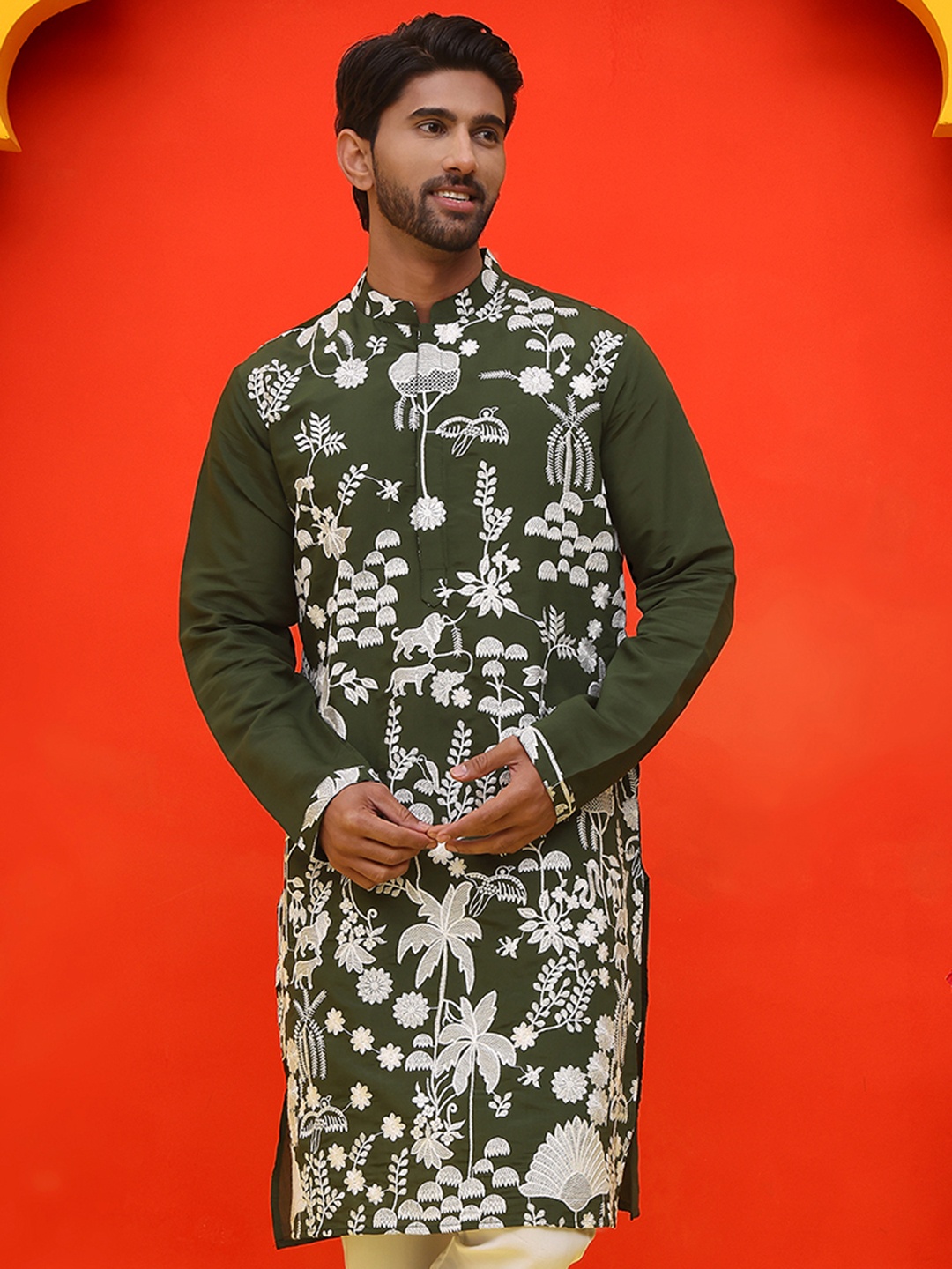 

Jompers Floral Embroidered Mandarin Collar Chikankari Silk Cotton Straight Kurta, Olive