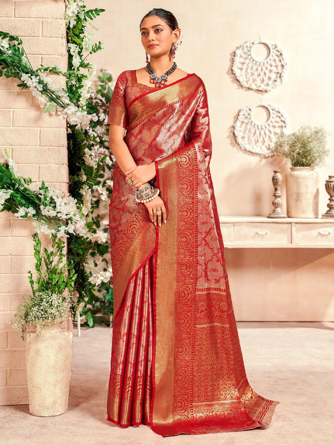 

DIVASTRI Woven Design Zari Silk Blend Designer Dharmavaram Saree, Red