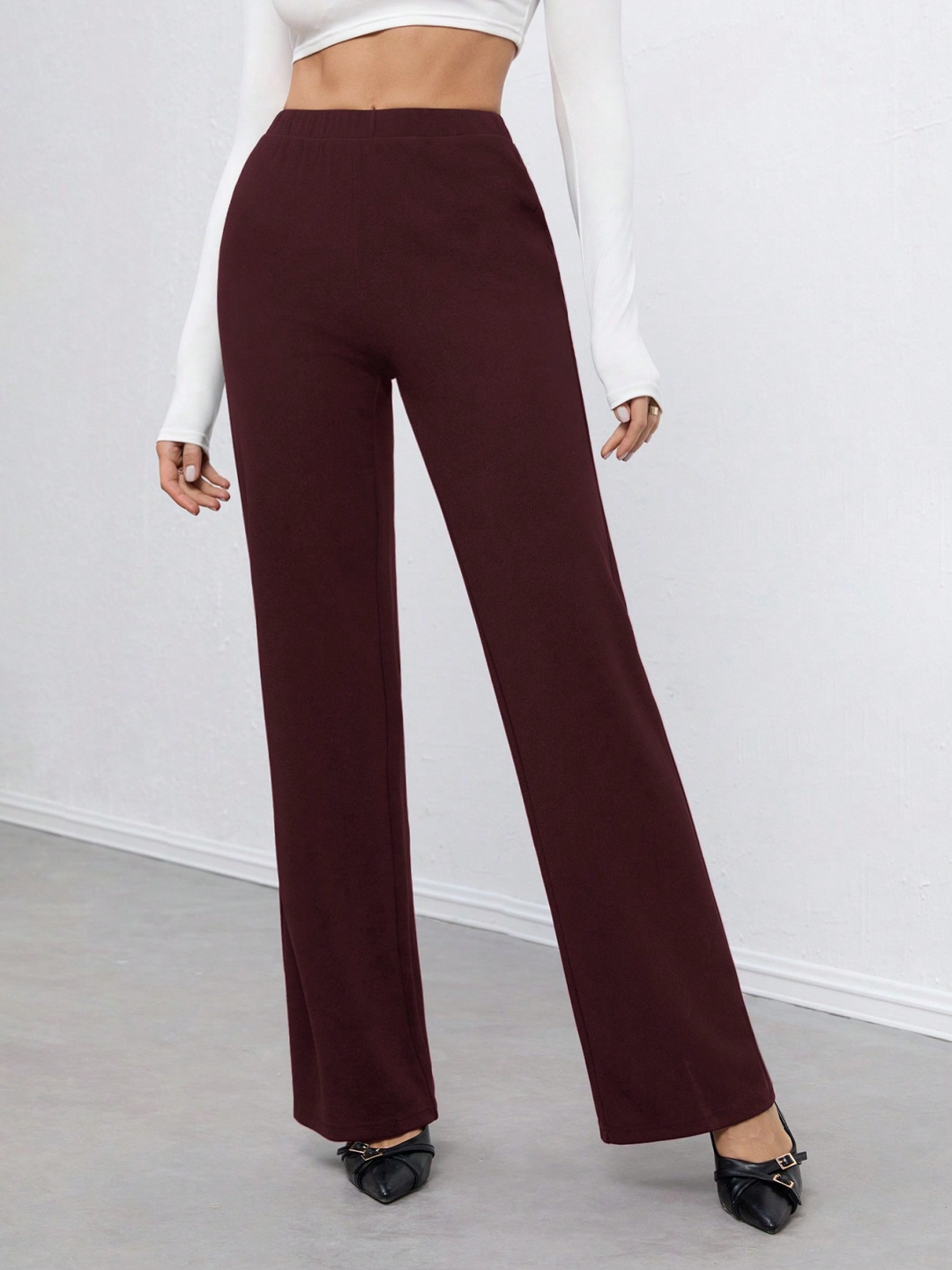 

NUCOUTHS Women Relaxed Straight Leg Straight Fit High-Rise Trousers, Maroon