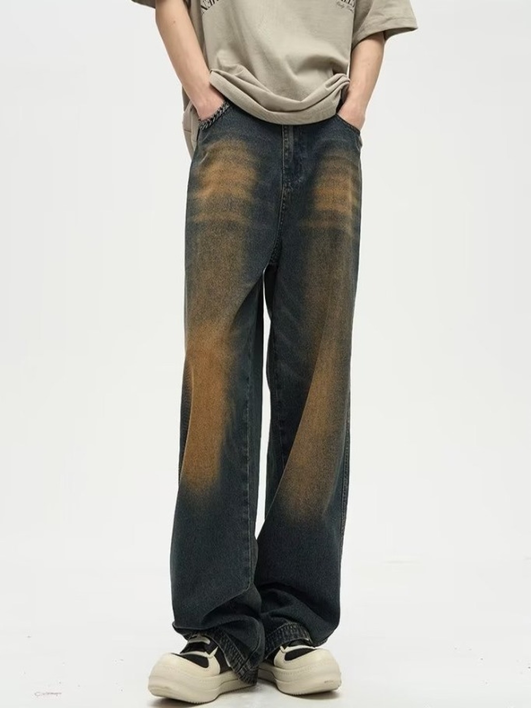 

StyleCast Men Wide Leg High-Rise Light Fade Jeans, Blue