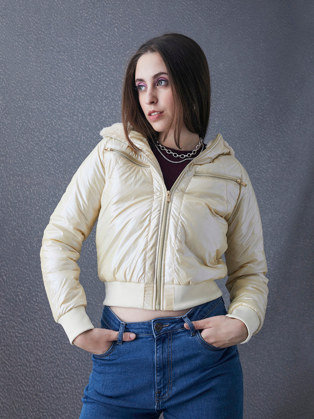

VOLTEDGE Women Colourblocked Lightweight Running Padded Jacket, Cream