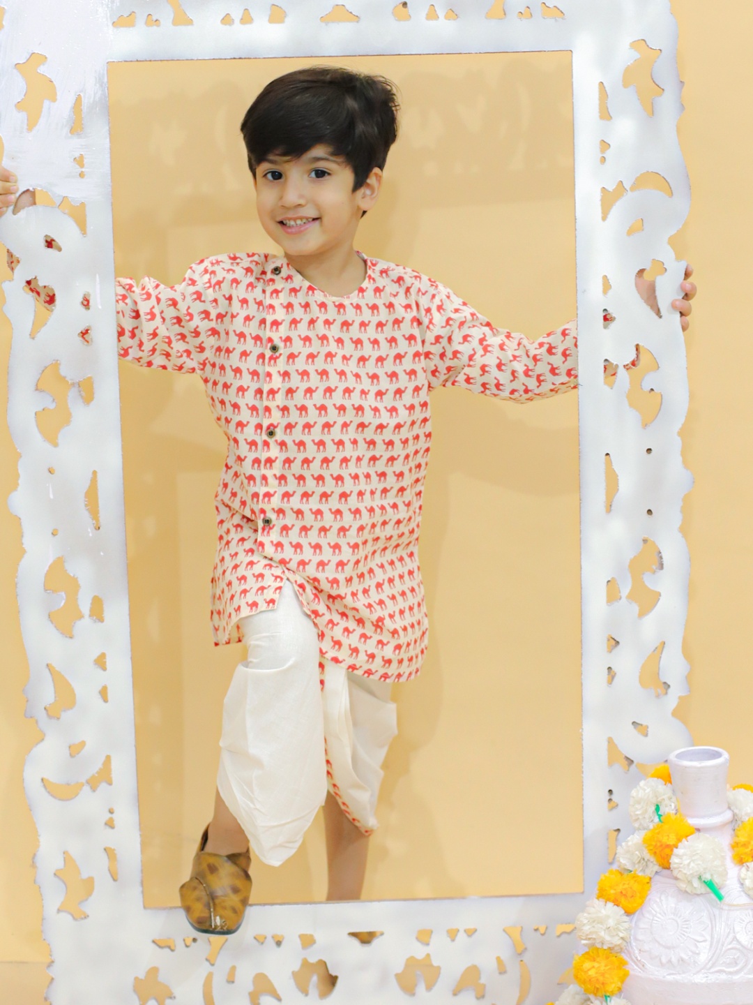 

MoMaa Boys Animal Printed Angrakha Pure Cotton Kurta with Dhoti Pants, Red