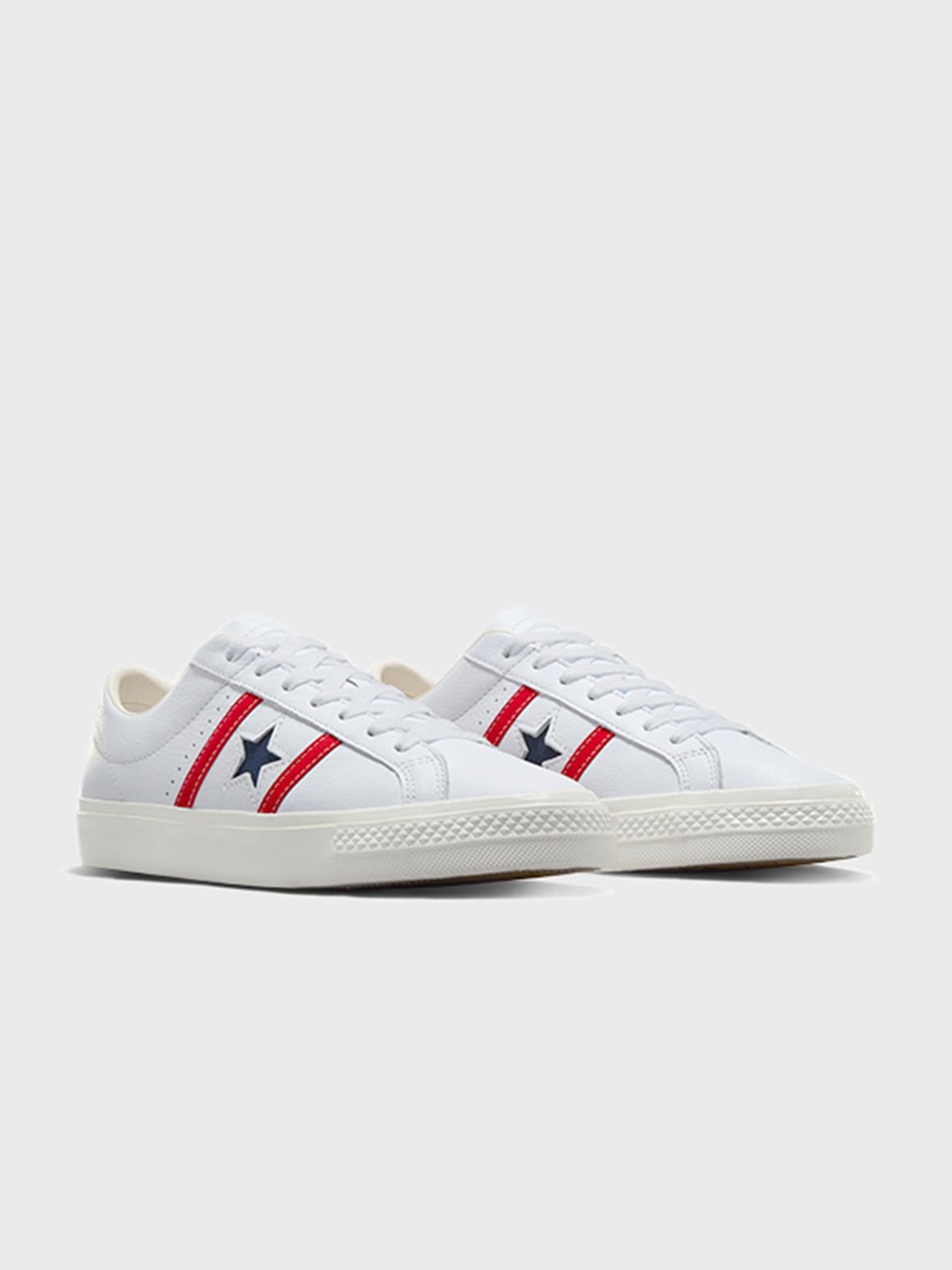 

Converse Unisex Leather Sneakers, White