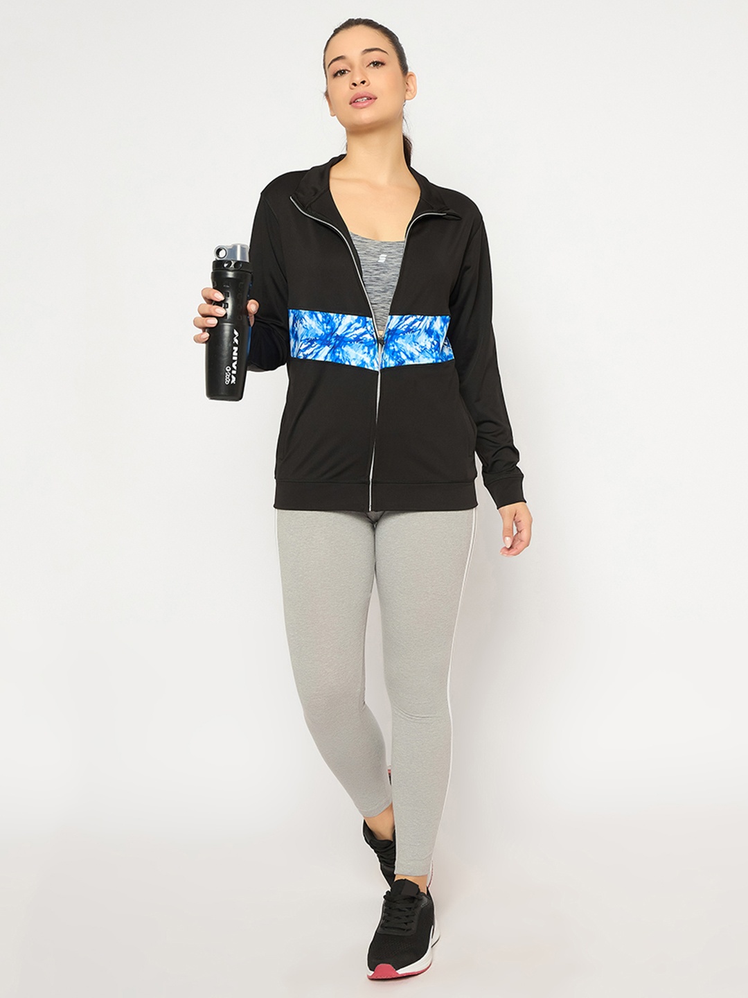 

Clovia Women Tie and Dye Lightweight Longline Yoga Sporty Jacket, Blue