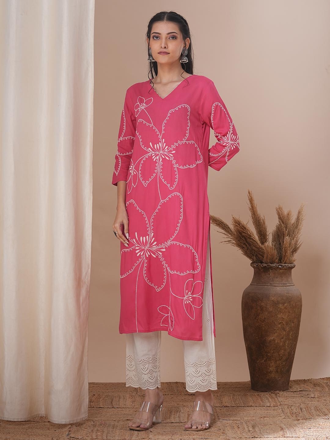 

FASHOR Floral Printed V-Neck Straight Kurta, Pink