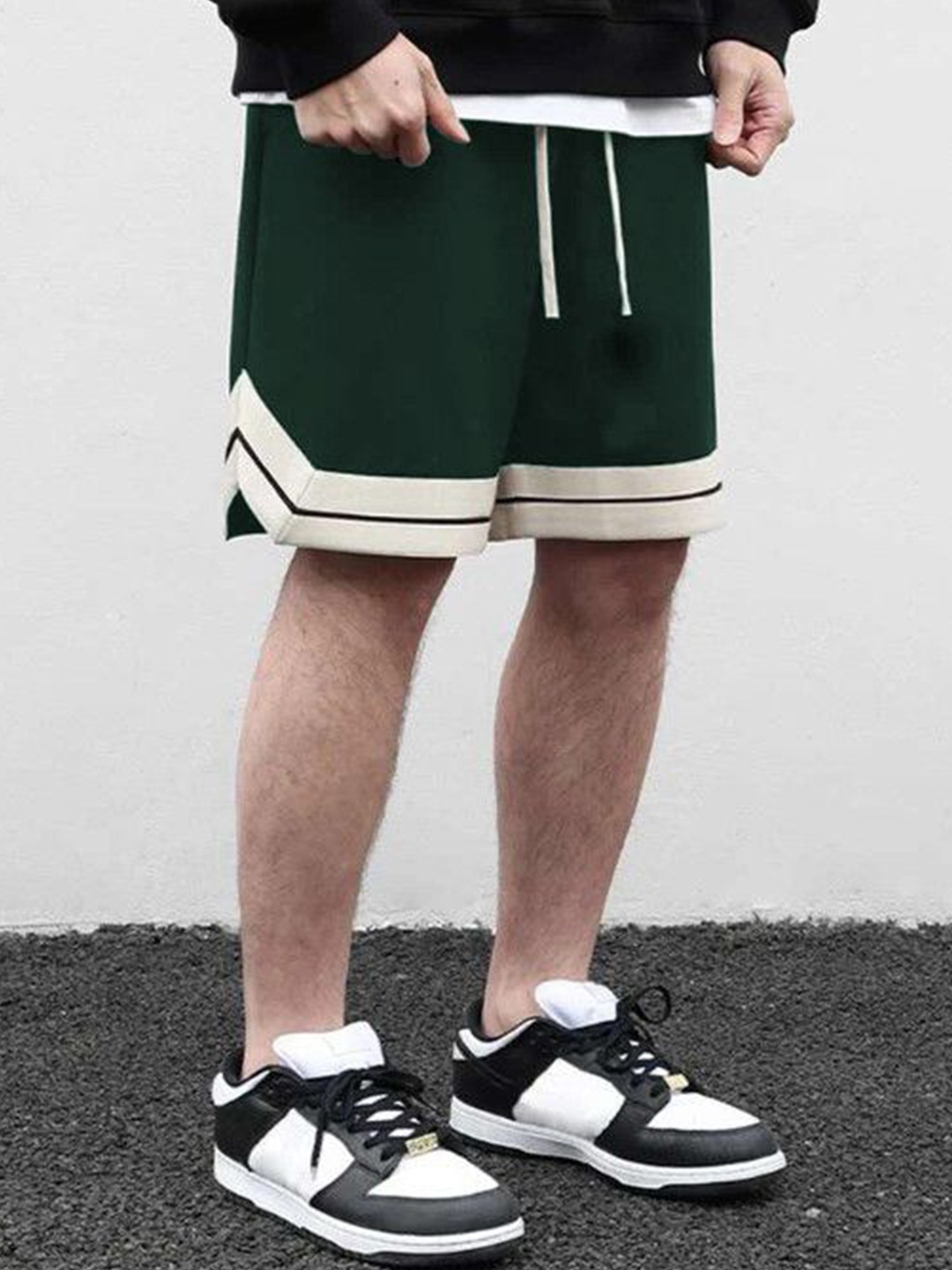 

culish Men High-Rise Training or Gym Shorts, Green