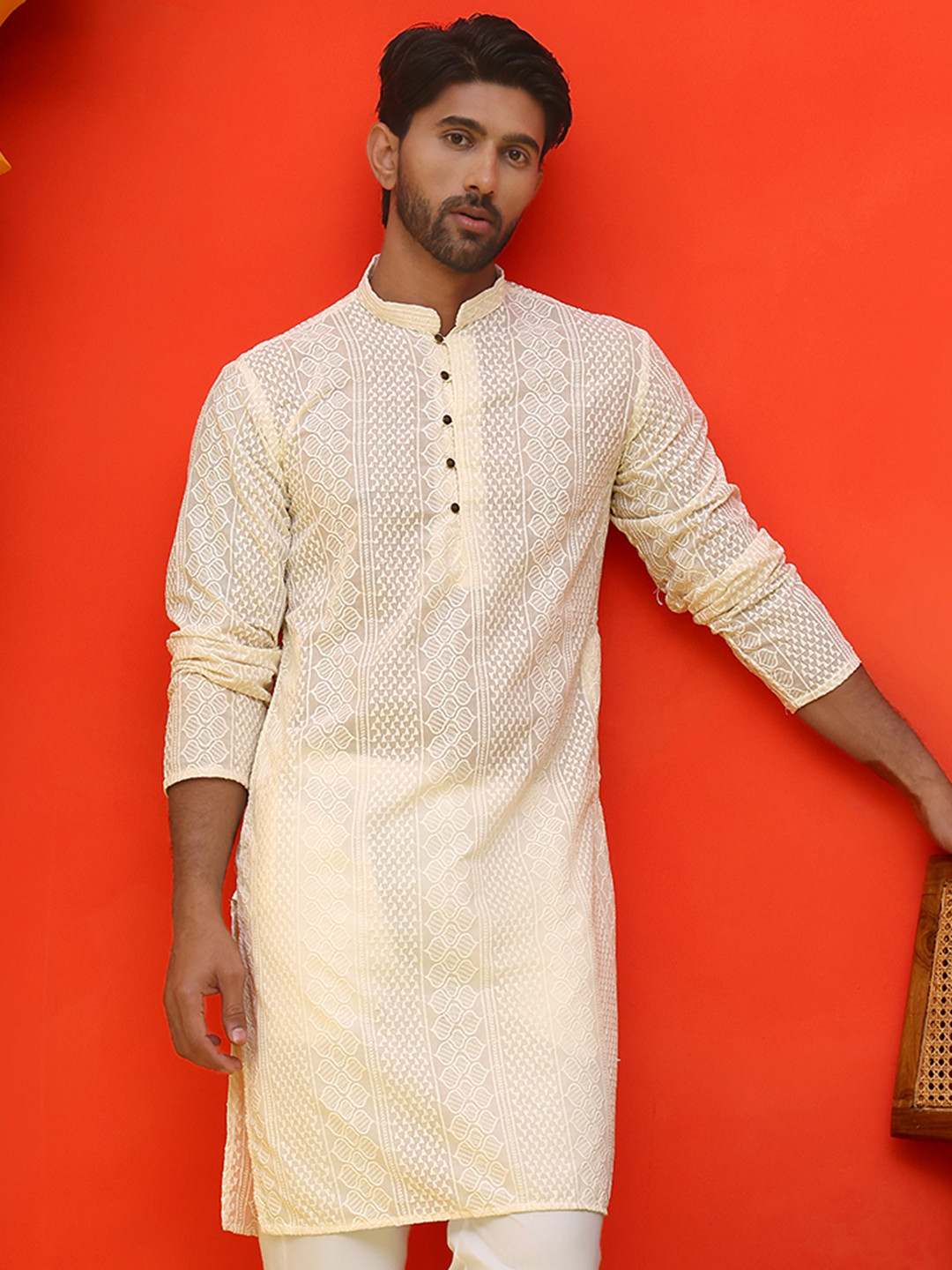 

Jompers Geometric Embroidered Mandarin Collar Chikankari Pure Cotton Straight Kurta, Cream