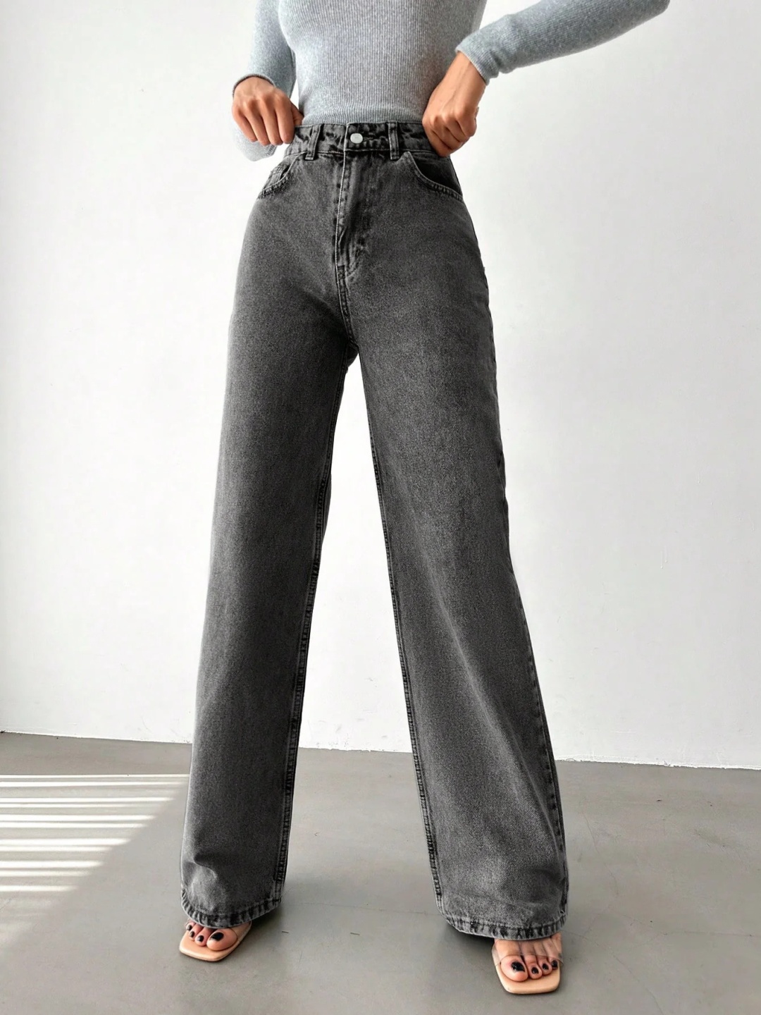 

Metronaut Women Comfort Wide Leg Jeans, Grey