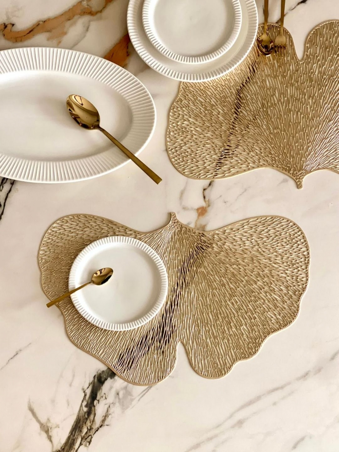 

Mason Home Biloba Gold-Toned 6 Pieces Textured Table Placemats