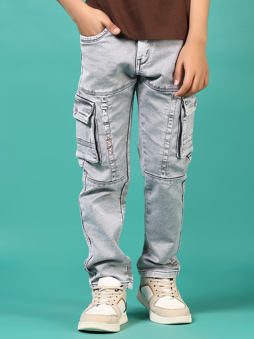 

V-Mart Boys Light Fade Jeans, Grey