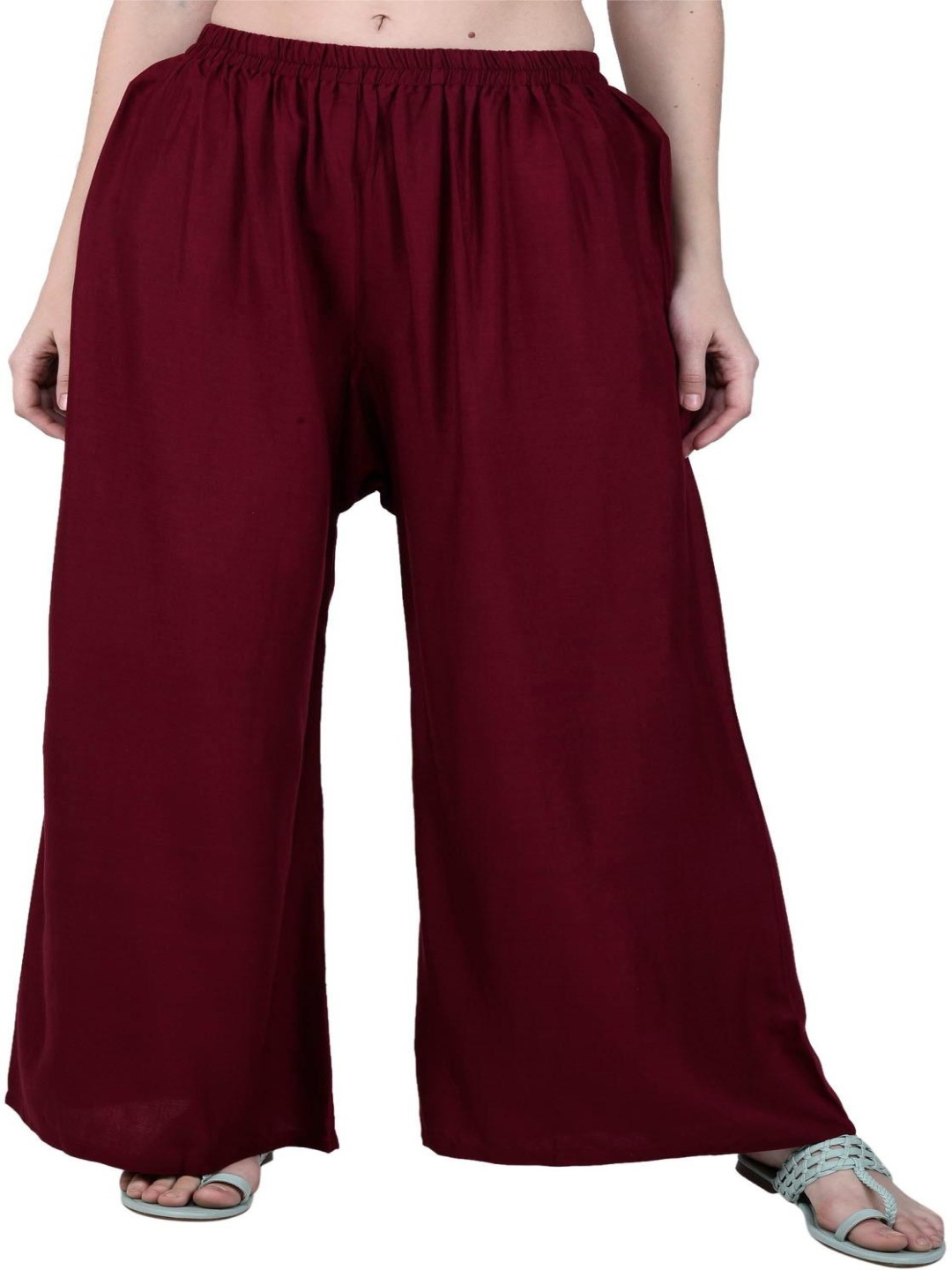 

ROARERS Women Pleated Trousers, Maroon