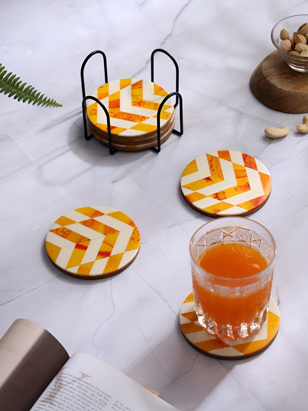 

DULI Yellow & White 6 Pieces Printed Round Wood Coasters With Stand