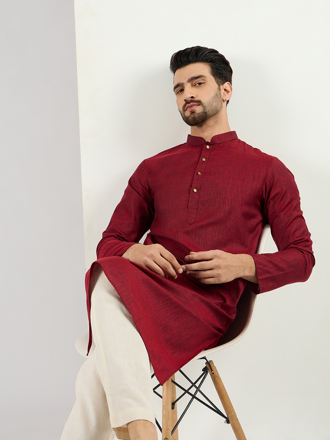 

House of Pataudi Mandarin Collar Cotton Straight Kurta, Maroon