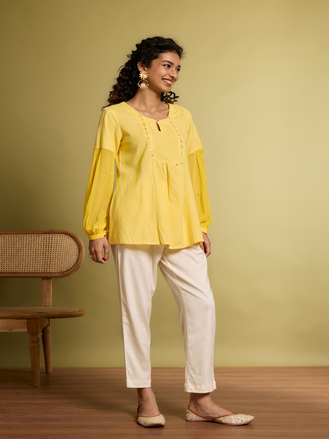

Taneira Linen Embellished Keyhole Neck Anarkali Kurti, Yellow