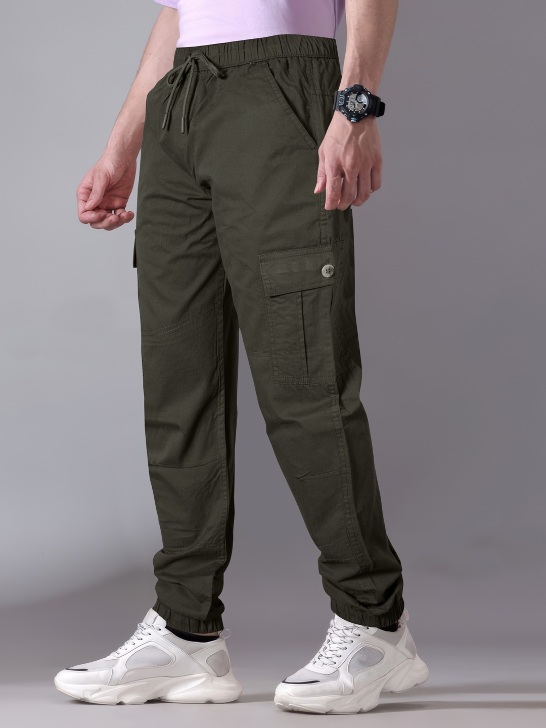 

Jb Just BLACK Men Relaxed Cargos Trousers, Green