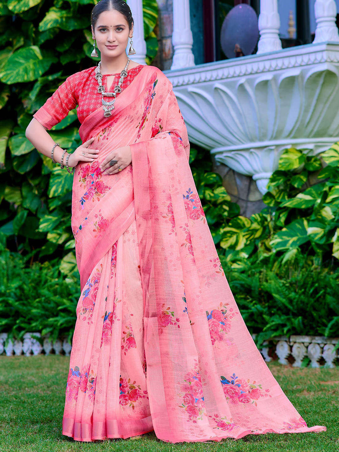 

Moda Rapido Floral Designer Block Print Saree, Pink