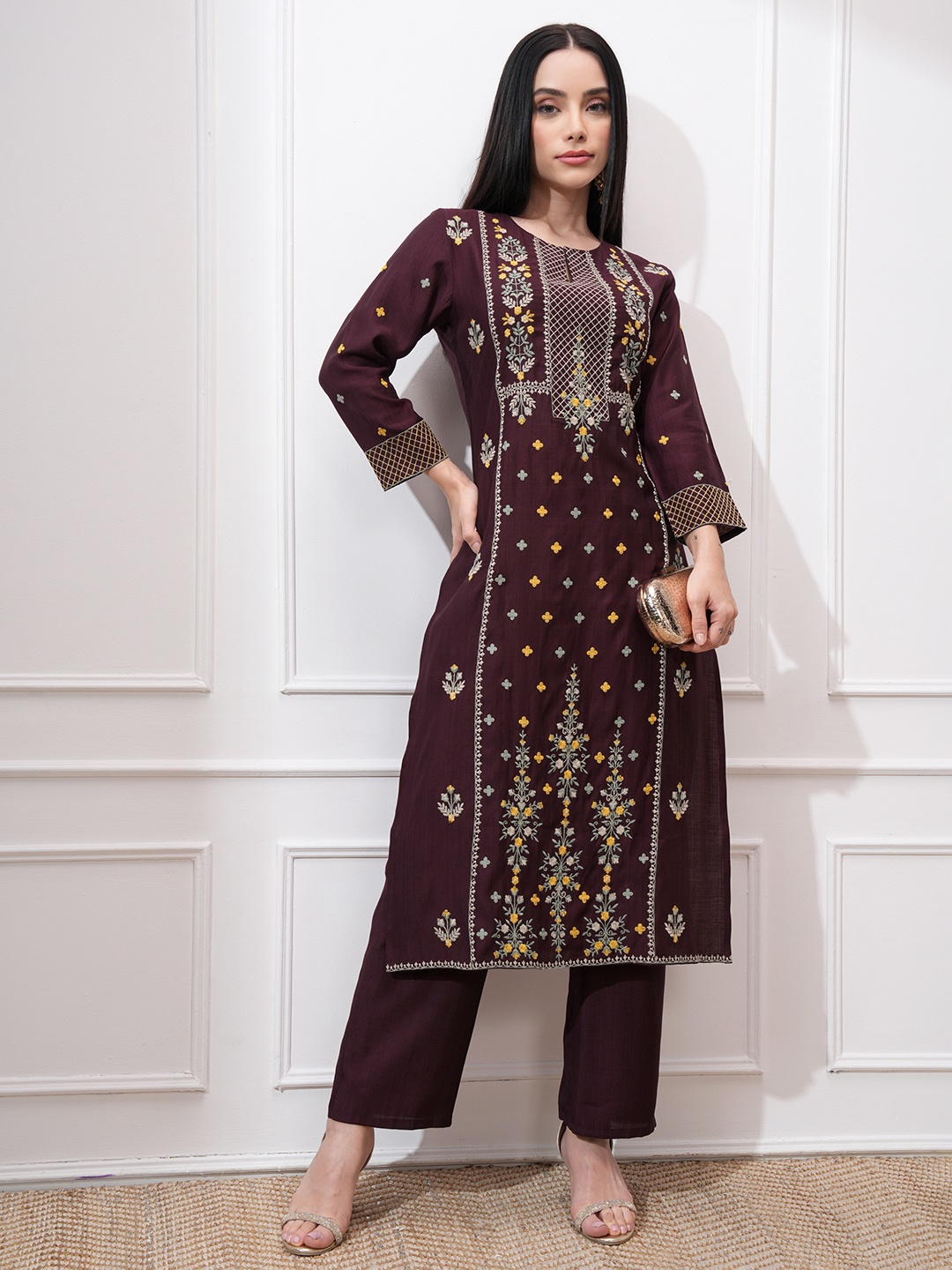 

Vishudh Women Floral Embroidered Regular Kurta with Trousers, Brown