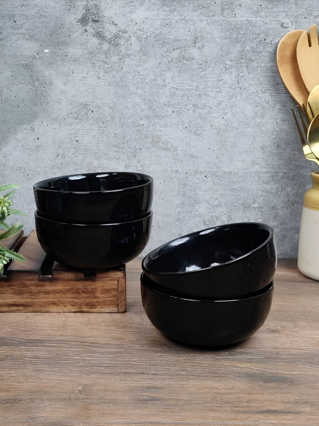 

Myntra Elegant Homes Black 2025 4 Pieces Ceramic Dishwasher and Microwave Safe Serving Bowl
