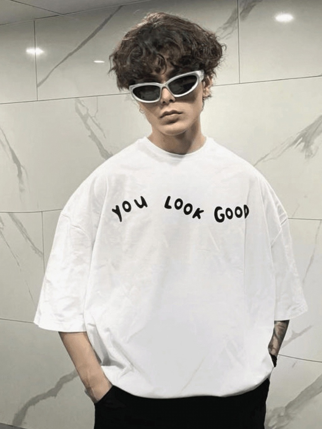 

LAUREN ADAMS Men Printed V-Neck Pockets T-shirt, White