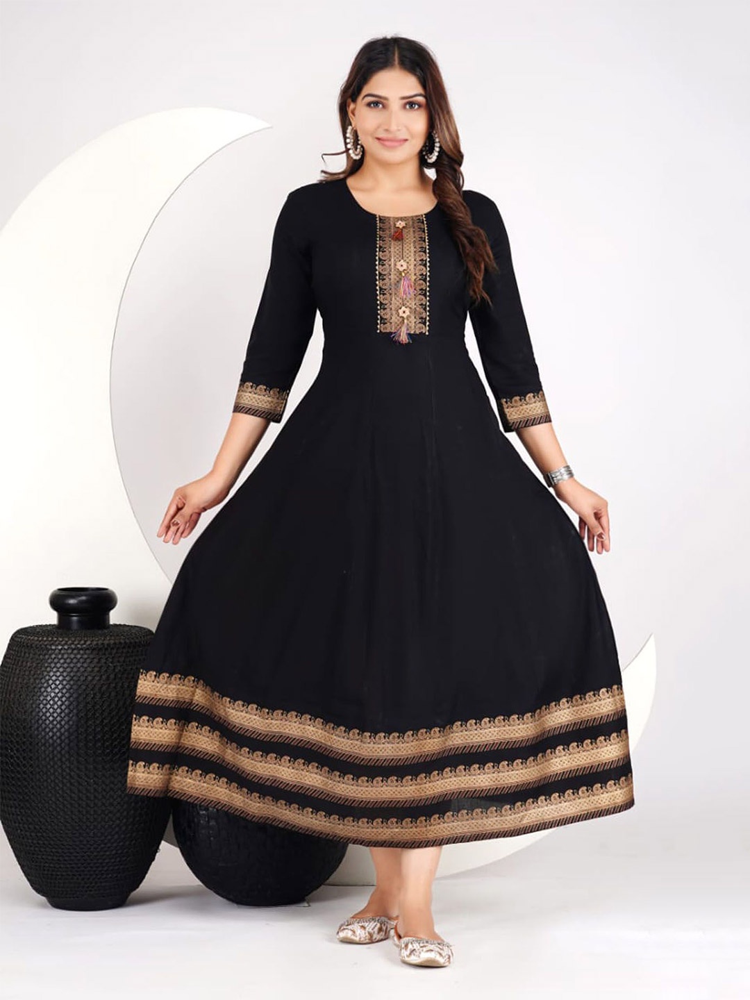 

L.H HANDICRAFTS Print A-Line Midi Dress, Black