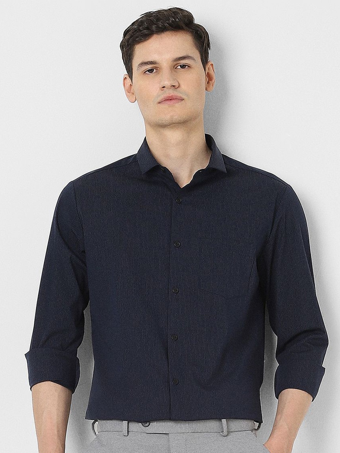 

Peter England Men Slim Fit Opaque Striped Formal Shirt, Navy blue