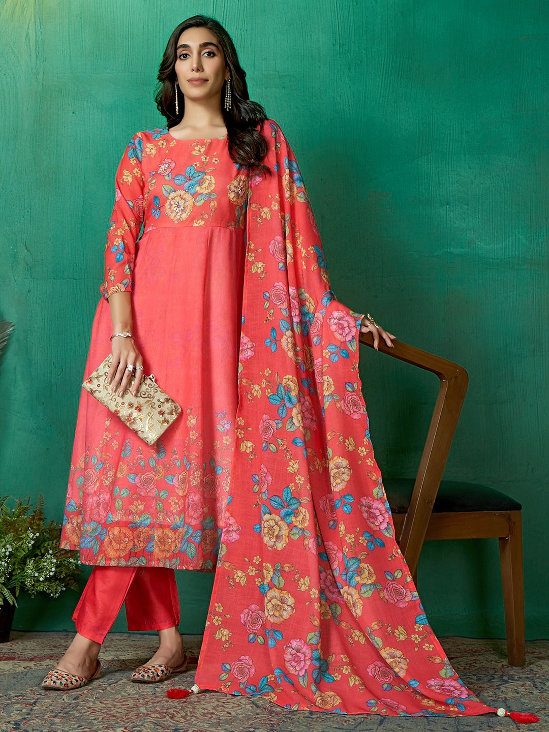 

Sangria Women Pure Linen Printed Anarkali Kurta With Trousers & Dupatta Set, Peach
