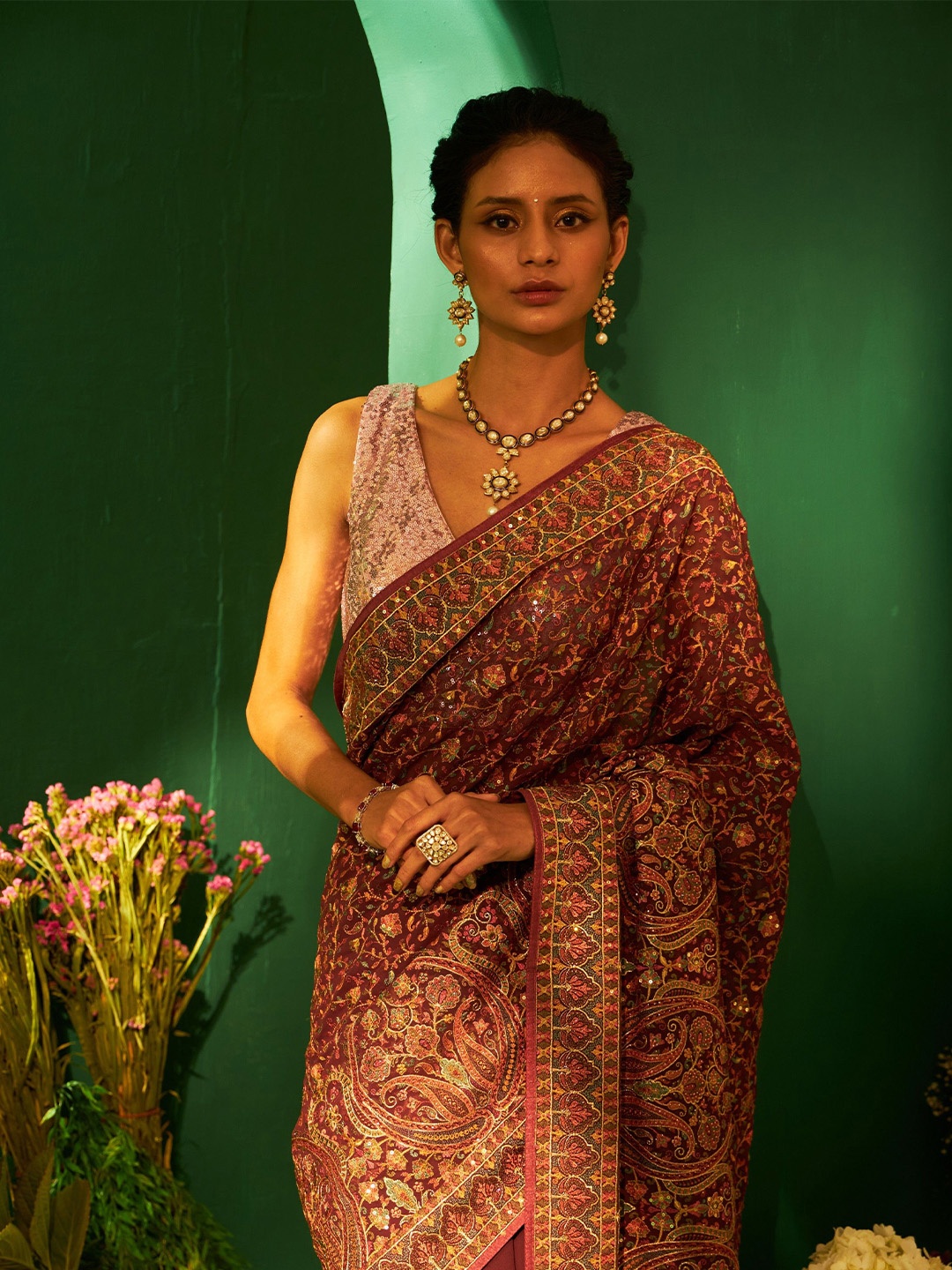 

Sabaahat Floral Embroidered Pure Georgette Saree, Burgundy