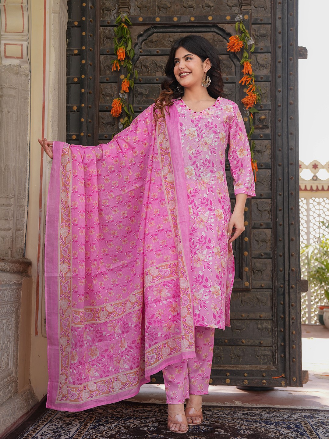 

Kairab Women Floral Printed Regular Beads and Stones Pure Cotton Kurta with Palazzos & With Dupatta, Pink