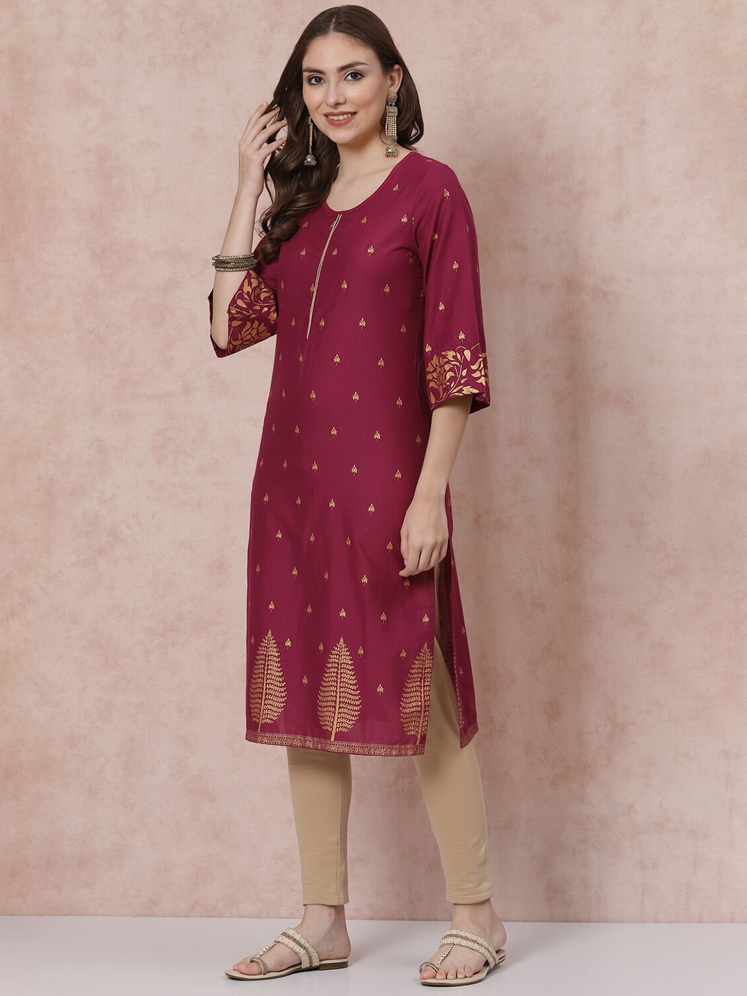 

Rangriti Ethnic Motifs Printed Round Neck Organic Cotton Straight Kurta, Maroon