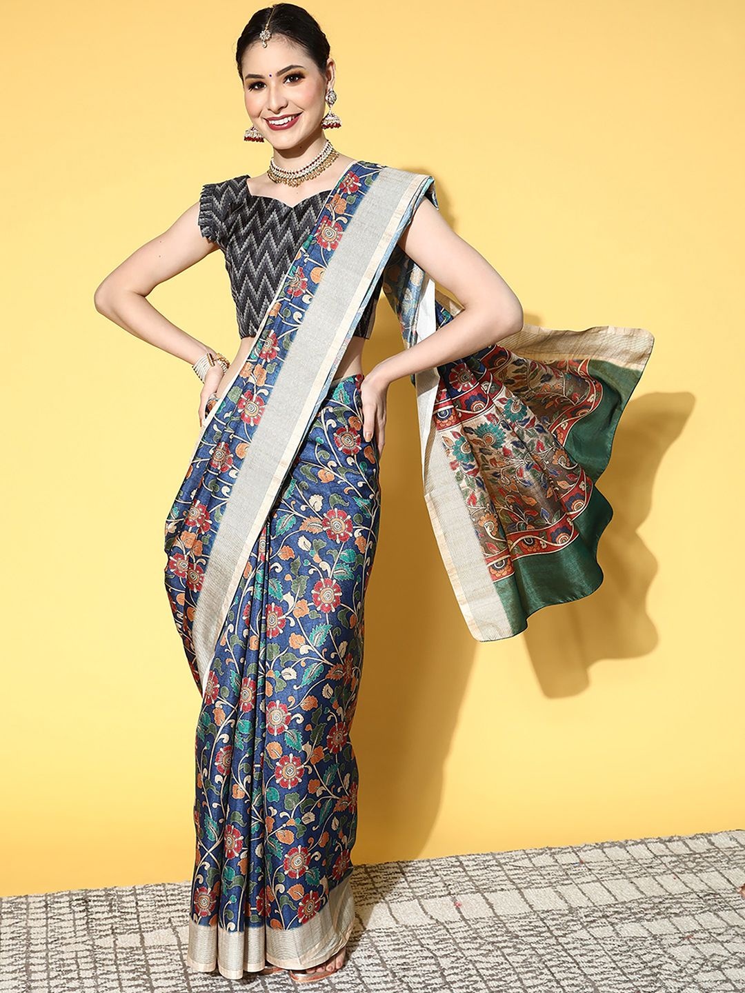 

Mitera Kalamkari Silk Blend Pochampally Saree, Blue