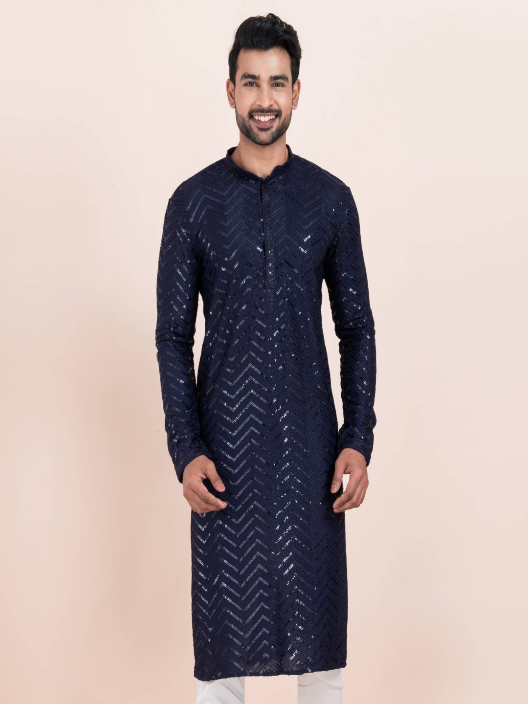 

ROOTED LIBAAS Sequinnce Embellished Mandarin Collar Kurta, Navy blue
